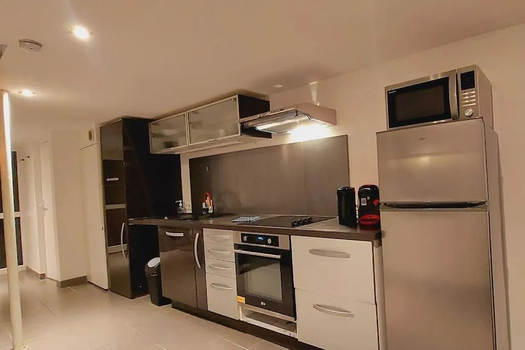Loft/Duplex Villeurbanne, Charpennes/Gratte-Ciel 0*, Villeurbanne Frankreich